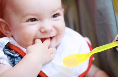 What Are the Risks of Feeding Children Rice Puree